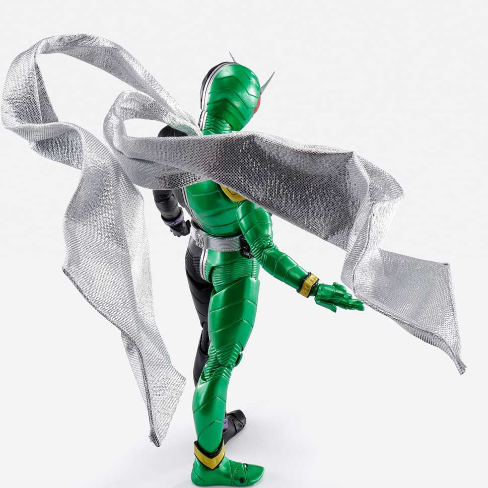 Kamen Rider Double Cyclone Joker Fuuto PI S.H.Figuarts Shinkoccho Seiho Figure Bandai